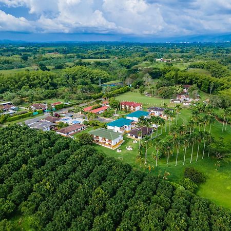 Hotel Campestre La Aldea 몬테네그로 외부 사진